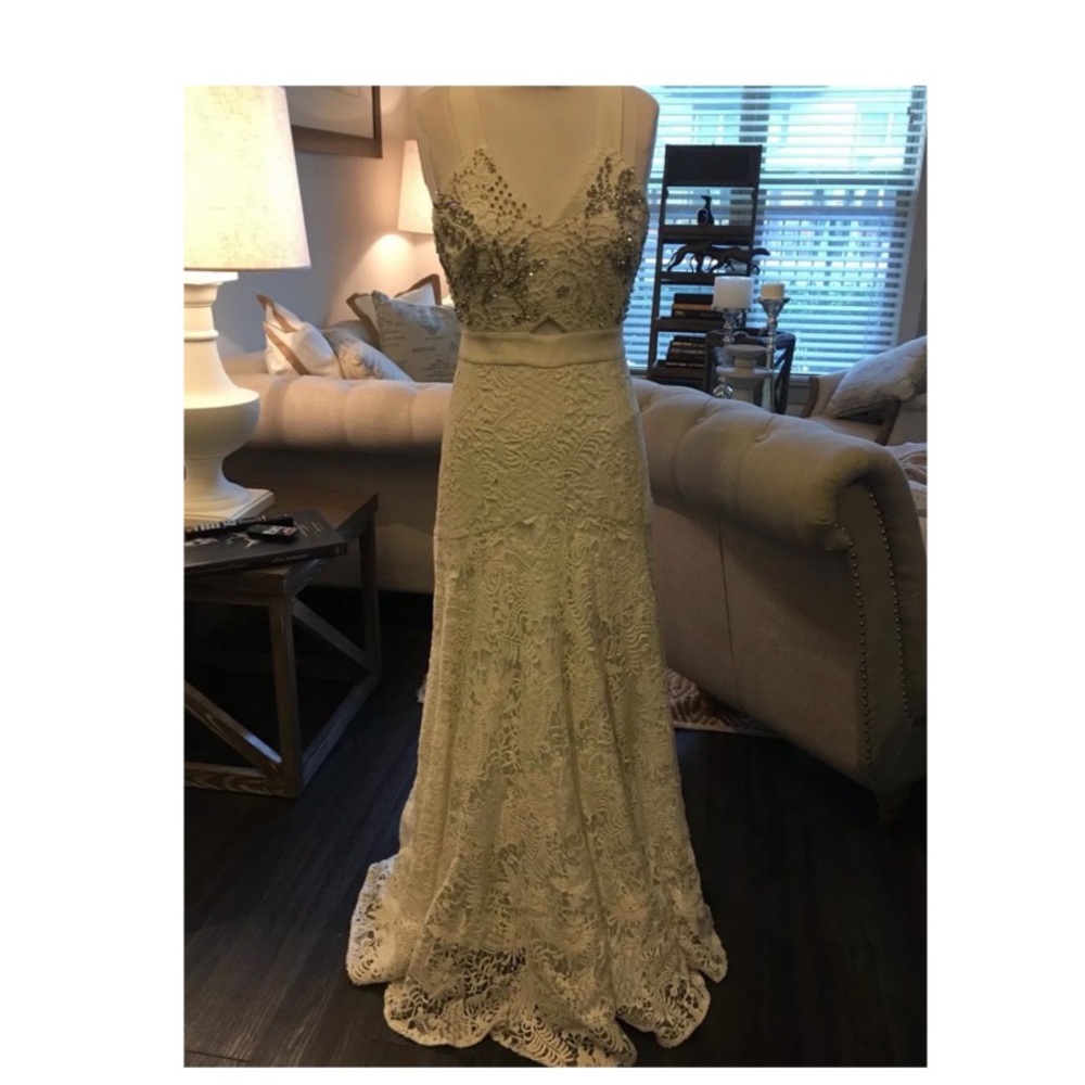 Rebecca Taylor wedding gown size 4